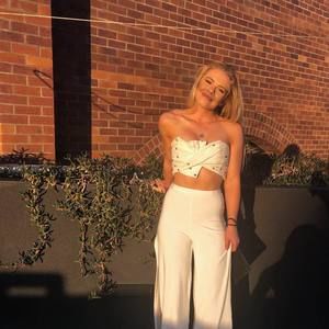 Meet your Posher, Grace